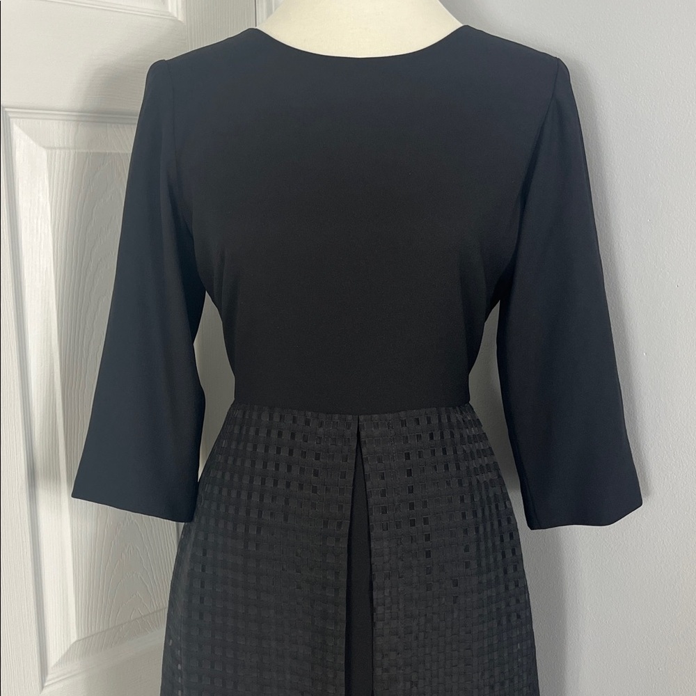 Camilyn Beth London Gown | Black Tie Dress | Mother of the Bride or Groom Dress - Picture 3 of 9